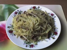 Горячий картофельный салат