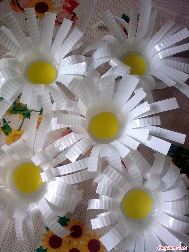 Что можно сделать из пластиковой посуды: 7 интересных идей для дачи