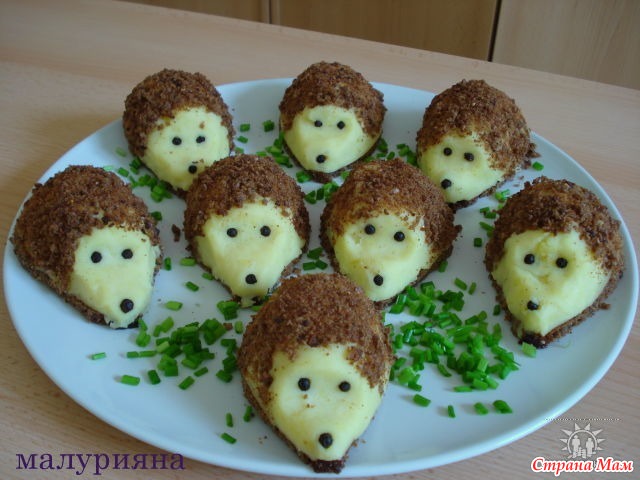 Three Adorable Cheesy Appetizers Cheesy appetizer, Appetizers, Food