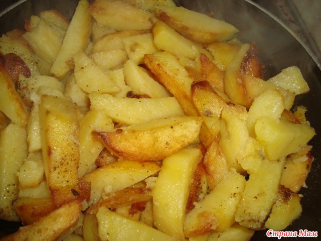 Как пожарить картошку когда солить