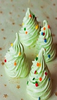 Безе "Ёлочки", актуально к Новому году!!!