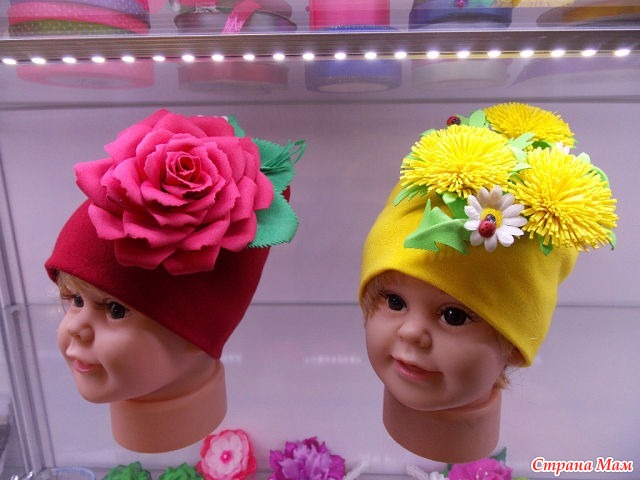 Сделать шапку из фоамирана. Шляпка конфетка для девочки. Кепка из фоамирана. Шляпа из фоамирана. Шапка для костюма конфетки.