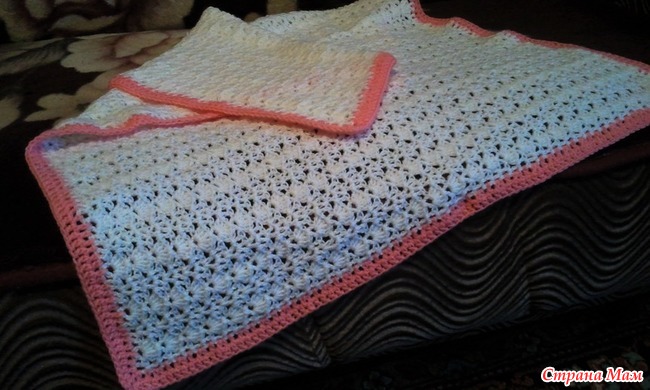 Плед из пряжи пуффи с обвязкой. Окантовка пледа. Обвязка детского пледа. Плед из пряжи пуффи. Ализе пуффи плед детский.