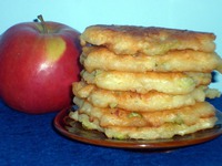 Оладушки с кабачками и яблоками