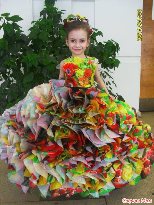 Платье из мусорных мешков (54 фото)