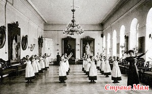 КУДА ИСЧЕЗЛА ДЕВИЧЬЯ СКРОМНОСТЬ?