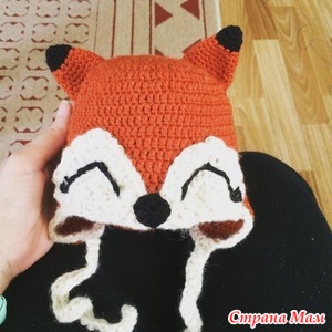 Шапка лисенок крючком