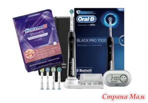   Blend-a-Med 3D White Luxe      Oral-B Pro7000 Smart Series     