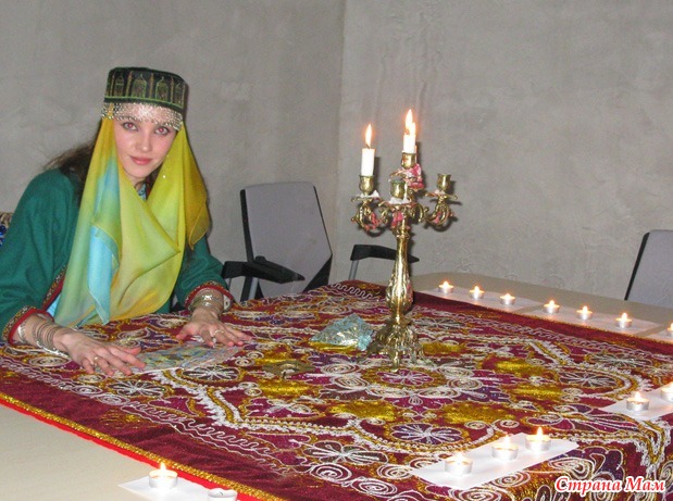 гадалка. цыганка аза петренко. цыганка аза битва экстрасенсов. ясновидящая мусульманка. мусульманская гадалка.